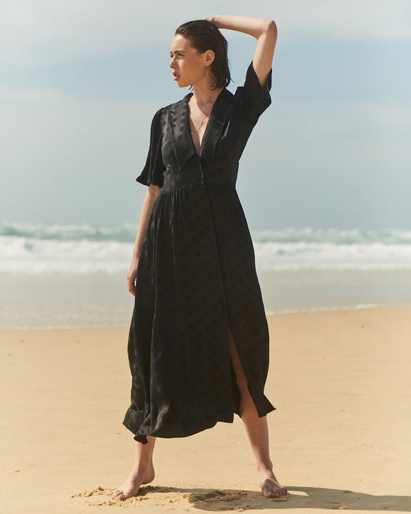 ROBE LOES - BLACK
