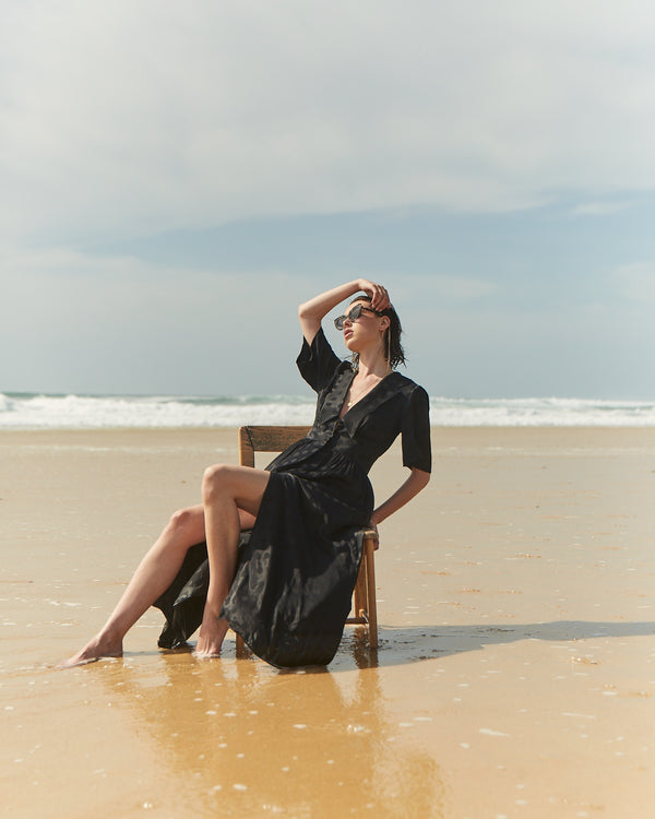 ROBE LOES - BLACK