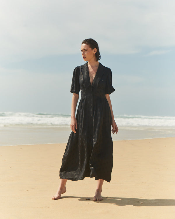 ROBE LOES - BLACK